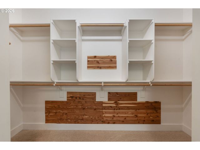 3043 Nw MONTARA Loop, Portland, OR 97229