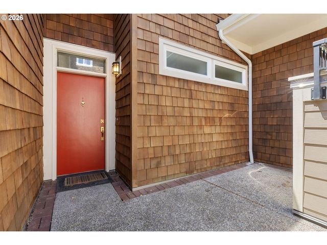 3043 Nw MONTARA Loop, Portland, OR 97229
