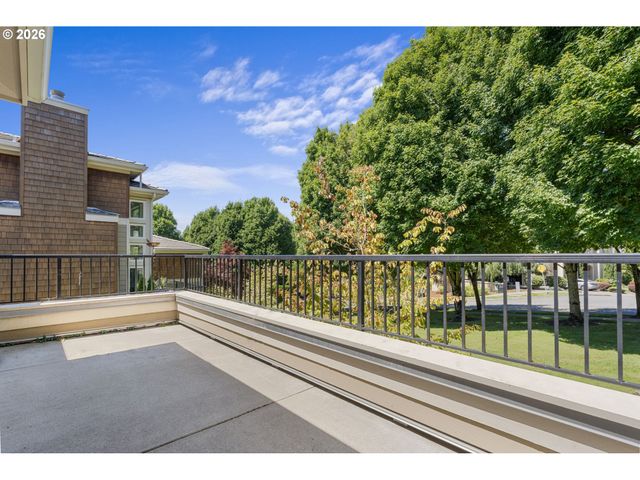 3043 Nw MONTARA Loop, Portland, OR 97229