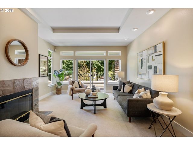 3043 Nw MONTARA Loop, Portland, OR 97229