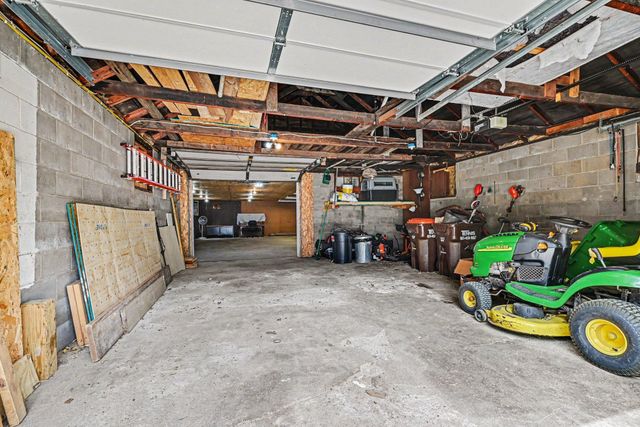 714 4th Street W, Hastings, MN 55033