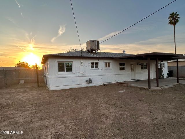 409 N 28TH Place, Phoenix, AZ 85008