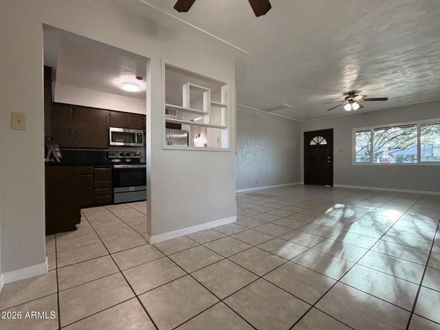409 N 28TH Place, Phoenix, AZ 85008