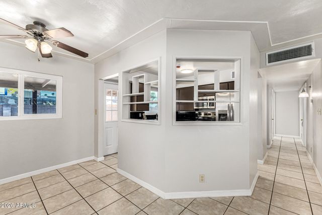 409 N 28TH Place, Phoenix, AZ 85008