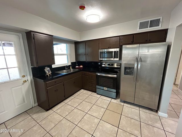 409 N 28TH Place, Phoenix, AZ 85008