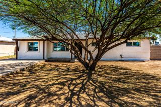 409 N 28TH Place, Phoenix, AZ 85008