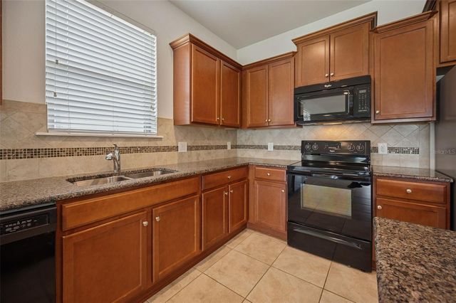 2118 TRILLIUM BOULEVARD, Brooksville, FL 34604