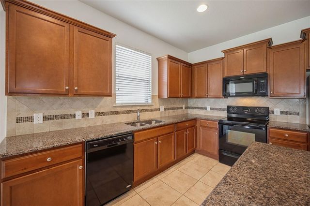 2118 TRILLIUM BOULEVARD, Brooksville, FL 34604