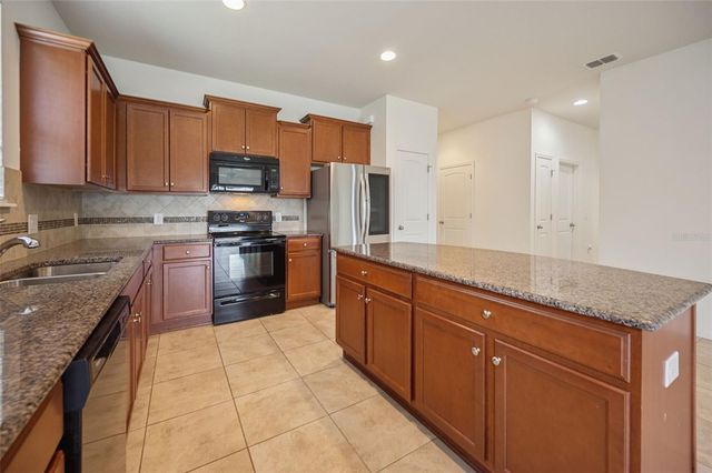 2118 TRILLIUM BOULEVARD, Brooksville, FL 34604