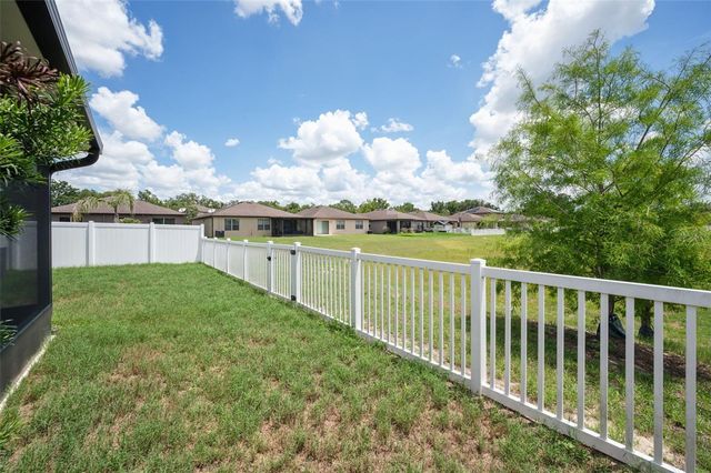 2118 TRILLIUM BOULEVARD, Brooksville, FL 34604