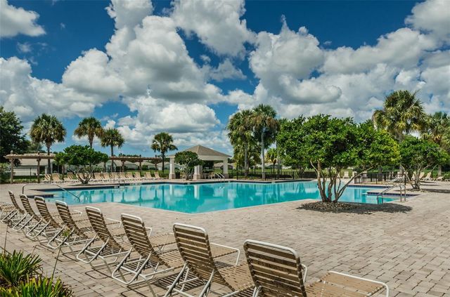 2118 TRILLIUM BOULEVARD, Brooksville, FL 34604