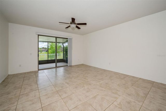2118 TRILLIUM BOULEVARD, Brooksville, FL 34604