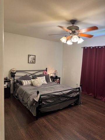 602 GILMAN ST, Moberly, MO 65270