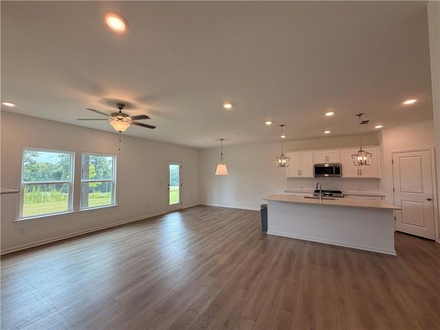 215 Foxhill Drive, Dawsonville, GA 30534
