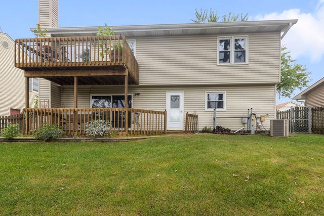 1965 Crescent Lane, Hoffman Estates, IL 60169