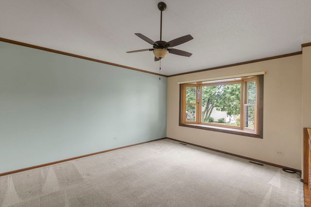 1965 Crescent Lane, Hoffman Estates, IL 60169