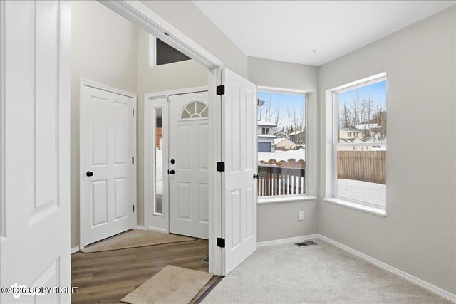 17506 N Juanita Loop, Eagle River, AK 99577