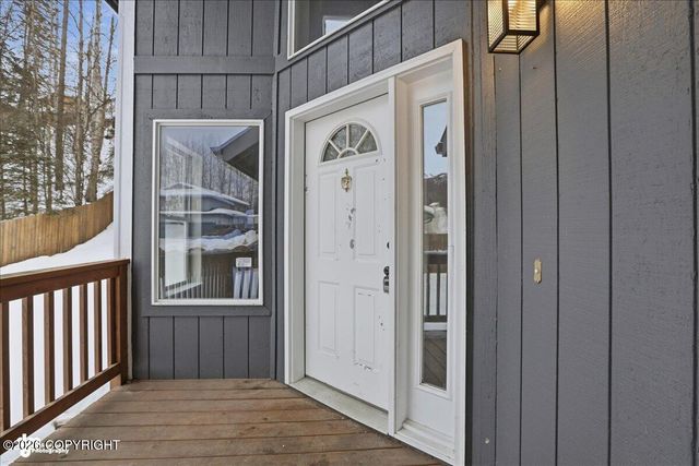 17506 N Juanita Loop, Eagle River, AK 99577