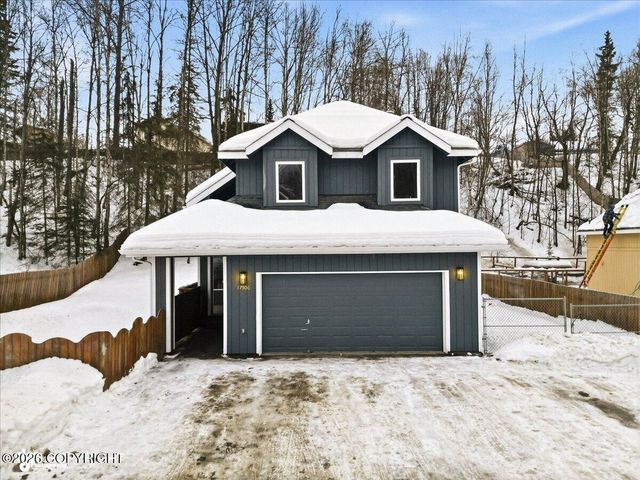 17506 N Juanita Loop, Eagle River, AK 99577