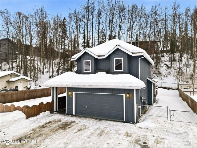 17506 N Juanita Loop, Eagle River, AK 99577