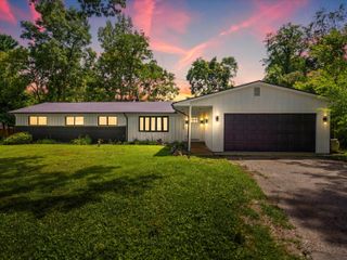 11480 S Crestline Drive, Washington Twp, MI 48095