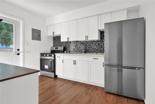 2760 NW 13th Court, Fort Lauderdale, FL 33311