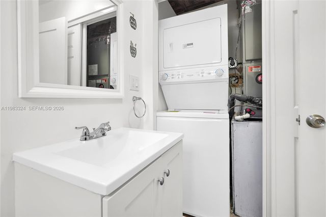 2760 NW 13th Court, Fort Lauderdale, FL 33311
