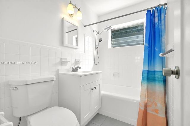2760 NW 13th Court, Fort Lauderdale, FL 33311