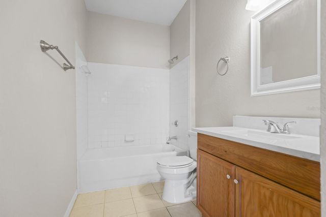 8513 LUCUYA WAY 209, Temple Terrace, FL 33637