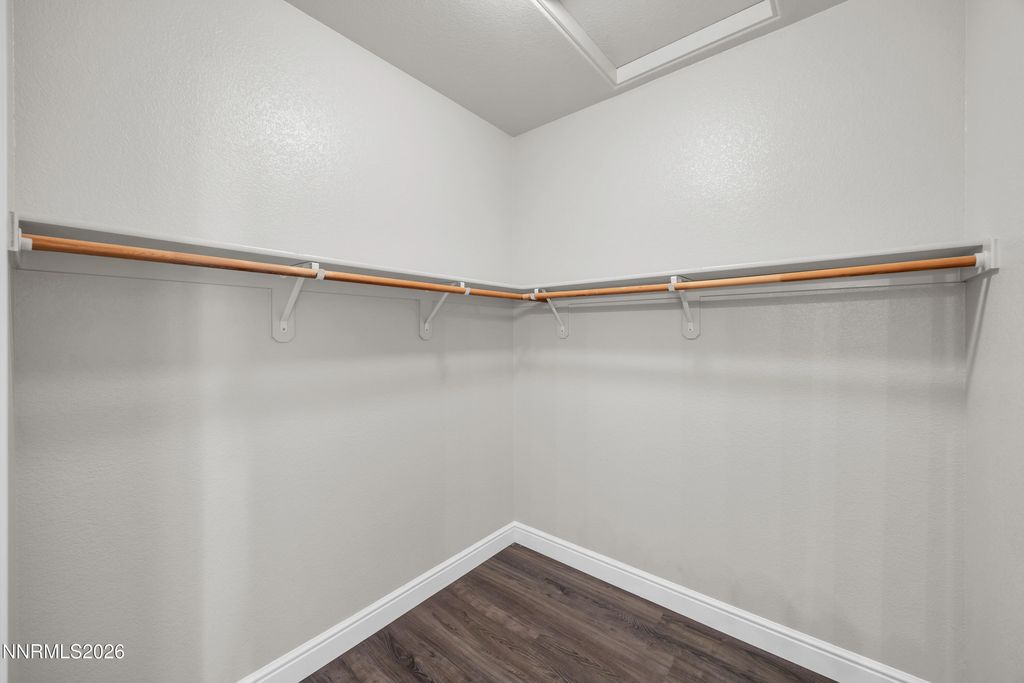 Image 19 of property listing at 214 Red Oak Drive, Fernley, NV 89408