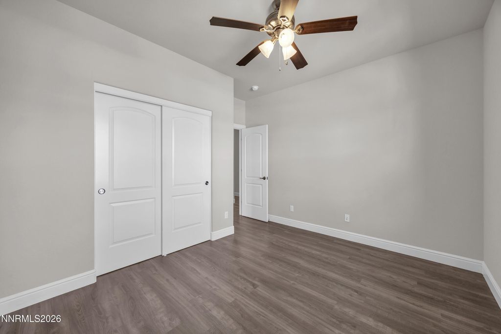 Image 21 of property listing at 214 Red Oak Drive, Fernley, NV 89408