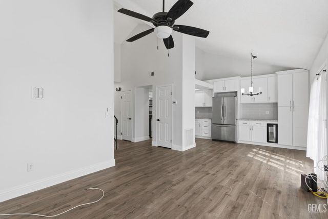 5400 Dunsmuir Road 23, Bakersfield, CA 93309