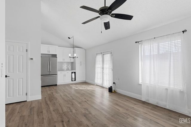 5400 Dunsmuir Road 23, Bakersfield, CA 93309