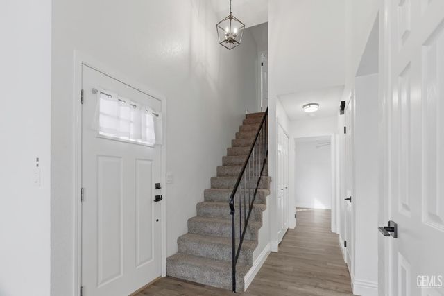 5400 Dunsmuir Road 23, Bakersfield, CA 93309