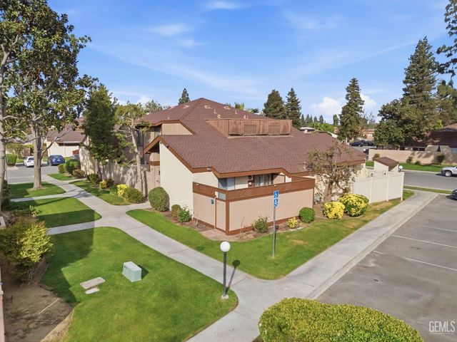 5400 Dunsmuir Road 23, Bakersfield, CA 93309