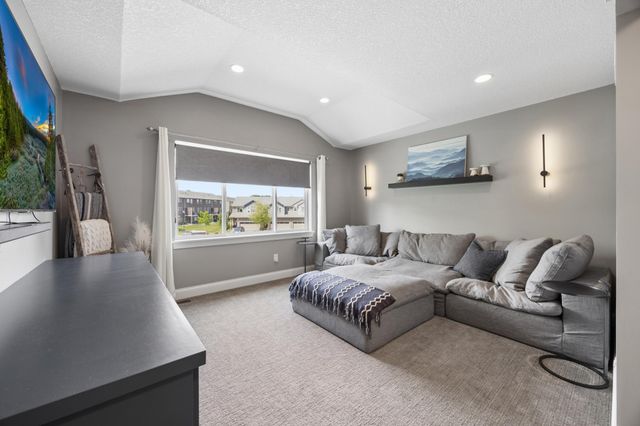 14392 Parkside Court NW, Prior Lake, MN 55372