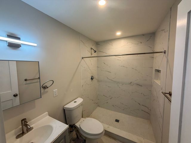 51 Pasadena 2, Boston, MA 02121