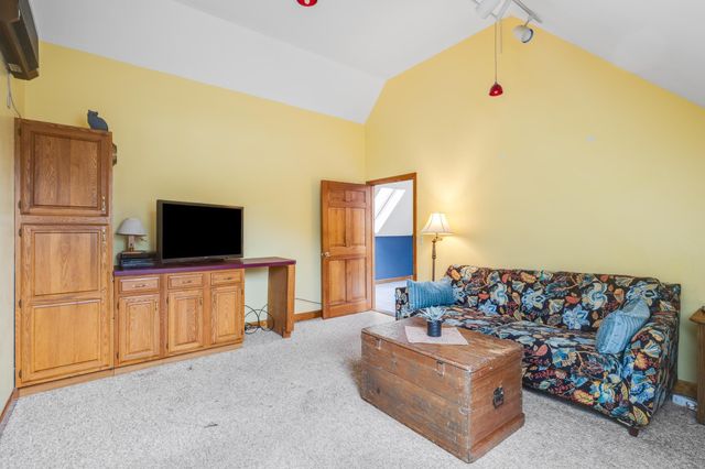 343 Main Street, Sandown, NH 03873
