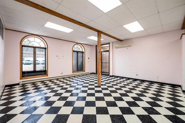 343 Main Street, Sandown, NH 03873
