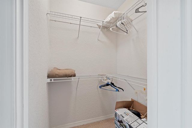 152 SW Peacock Boulevard 27-203, Port St. Lucie, FL 34986