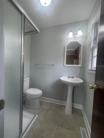105 Charlesworth Avenue, Union, SC 29379