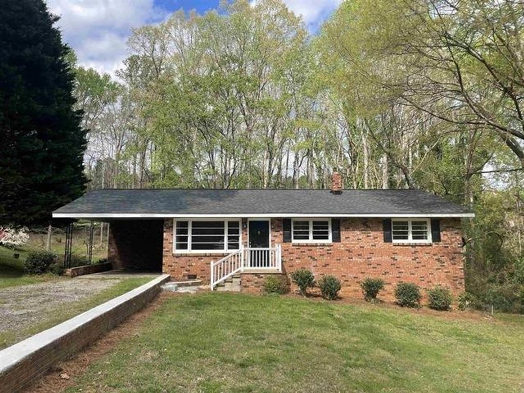 105 Charlesworth Avenue, Union, SC 29379