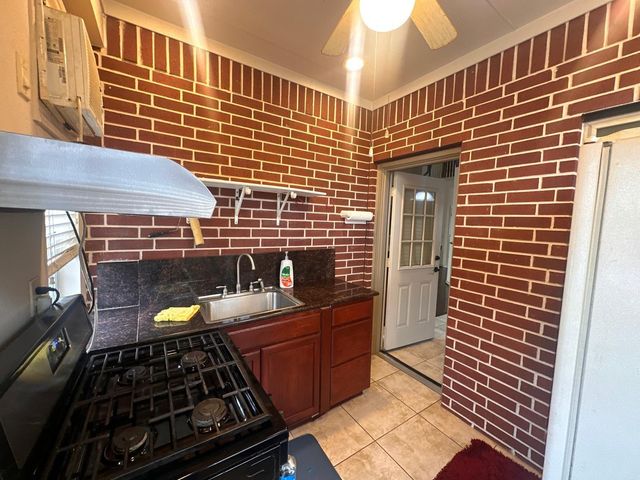 2230 Argos Drive, Missouri City, TX 77459