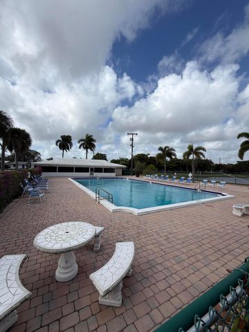 1707 NW 46th Street, Tamarac, FL 33309