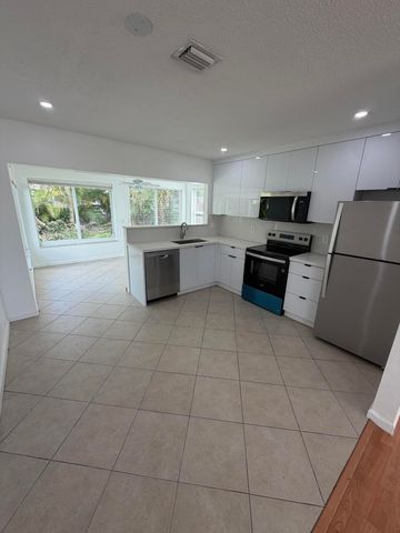 1707 NW 46th Street, Tamarac, FL 33309