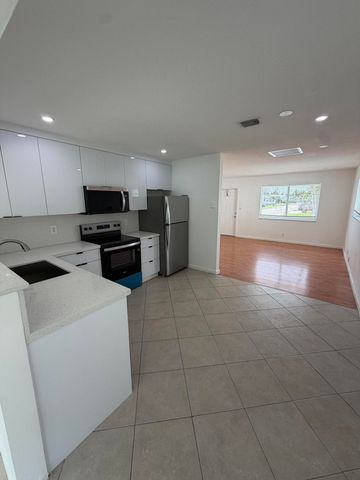 1707 NW 46th Street, Tamarac, FL 33309