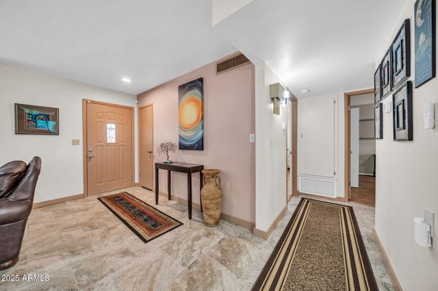 10517 W CUMBERLAND Drive, Sun City, AZ 85351