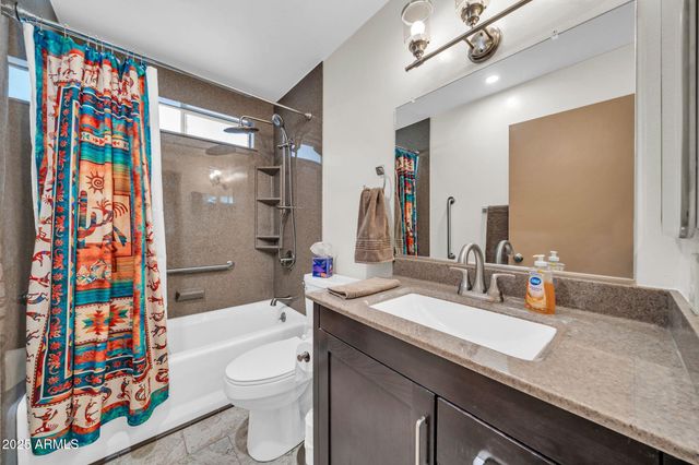 10517 W CUMBERLAND Drive, Sun City, AZ 85351