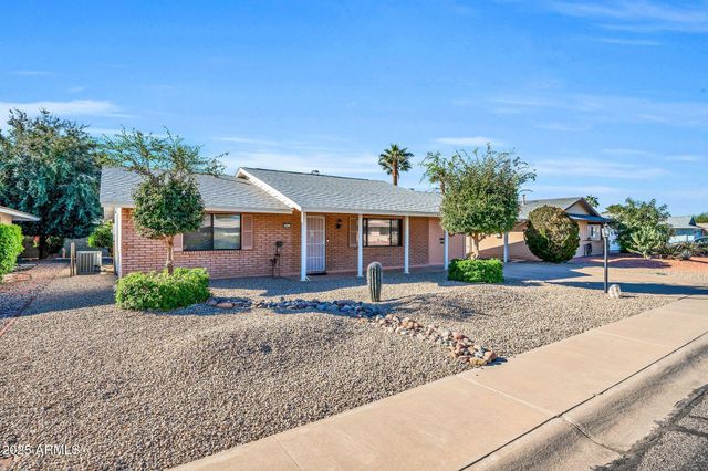 10517 W CUMBERLAND Drive, Sun City, AZ 85351