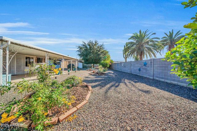 10517 W CUMBERLAND Drive, Sun City, AZ 85351